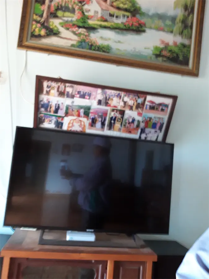 Khách hàng review Android Tivi Sony 4K 43 inch KD-43X8000E 17