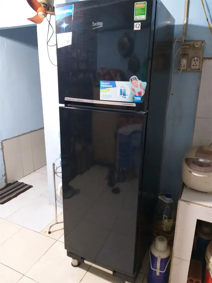 Khách hàng review Tủ lạnh Beko Inverter 241 lít RDNT270I50VWB 40