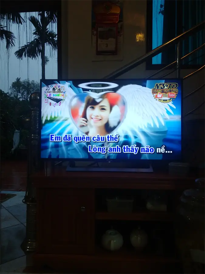 Khách hàng review Android Tivi Sony 4K 43 inch KD-43X8000E 12