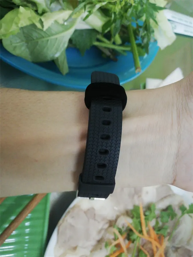 Khách hàng review Vòng tay thông minh Sinophy Sport B12 5
