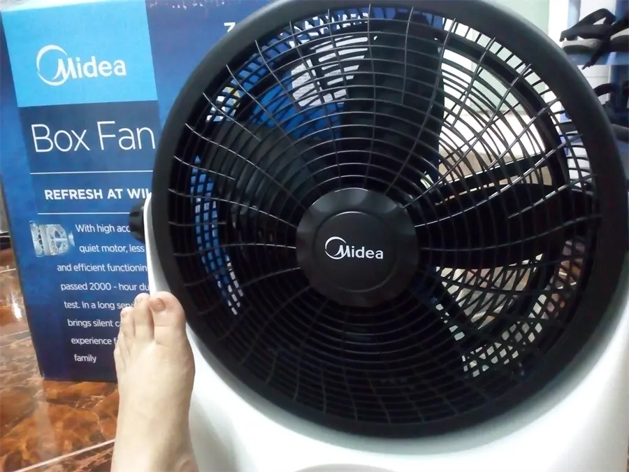 Khách hàng review Quạt hộp Midea 5 cánh FB40-9H 55W 11