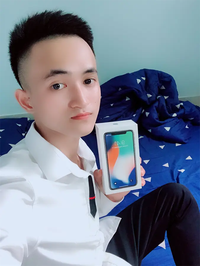 Khách hàng review Điện thoại iPhone X 64GB 1