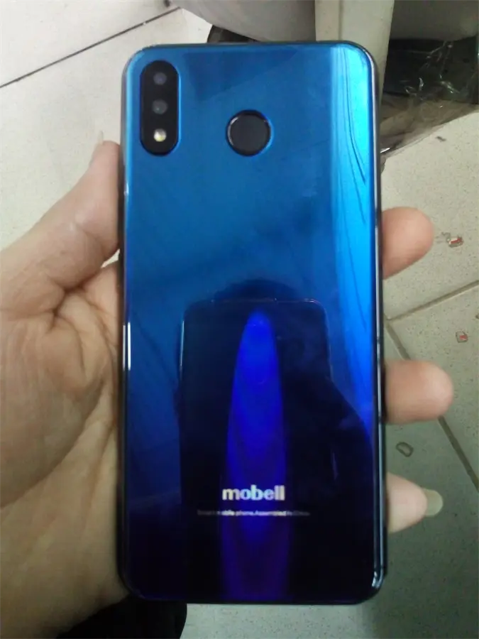 Khách hàng review Điện thoại Mobell S61 1