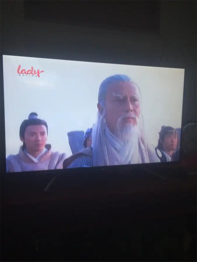 Khách hàng review Smart Tivi Sony 32 inch KDL-32W600D 8