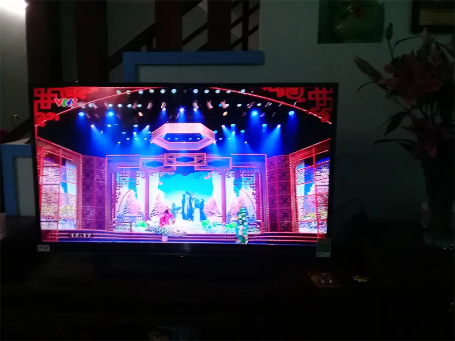 Khách hàng review Smart Tivi Sony 48 inch KDL-48W650D 2