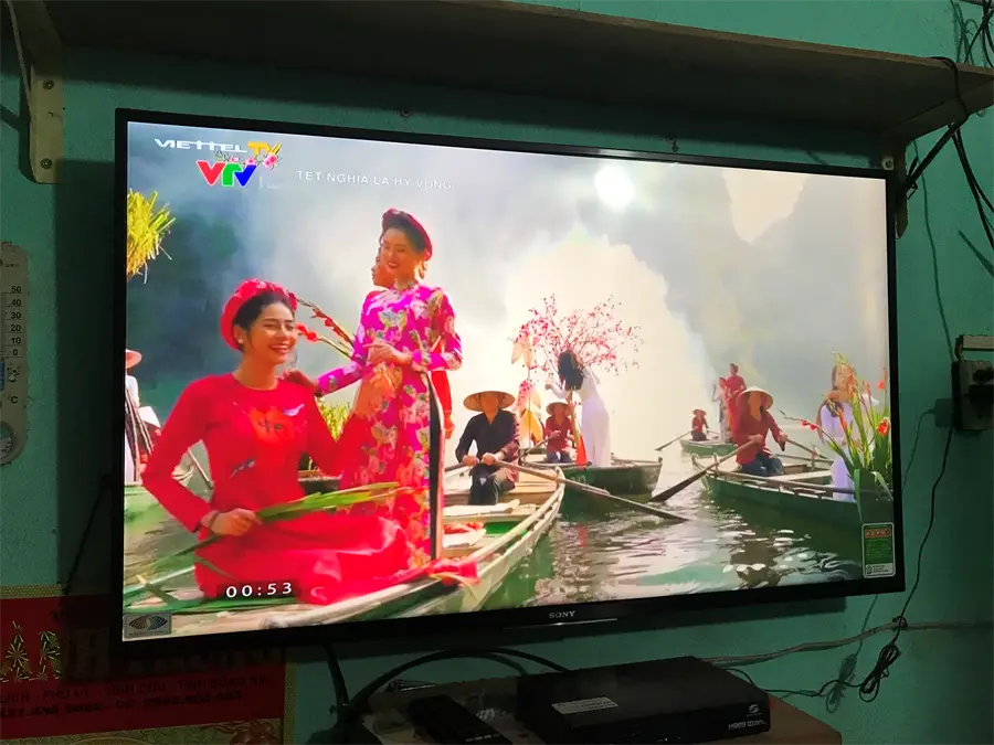 Khách hàng review Android Tivi Sony 4K 43 inch KD-43X7500F 8