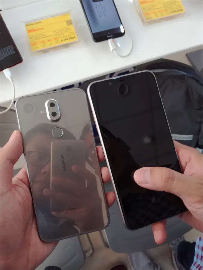 Khách hàng review Điện thoại Nokia 8.1 9