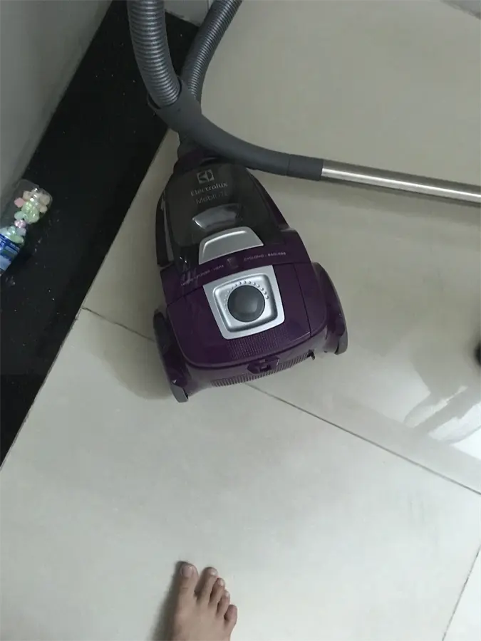 Khách hàng review Máy hút bụi Electrolux ZLUX1811 1800 W 2