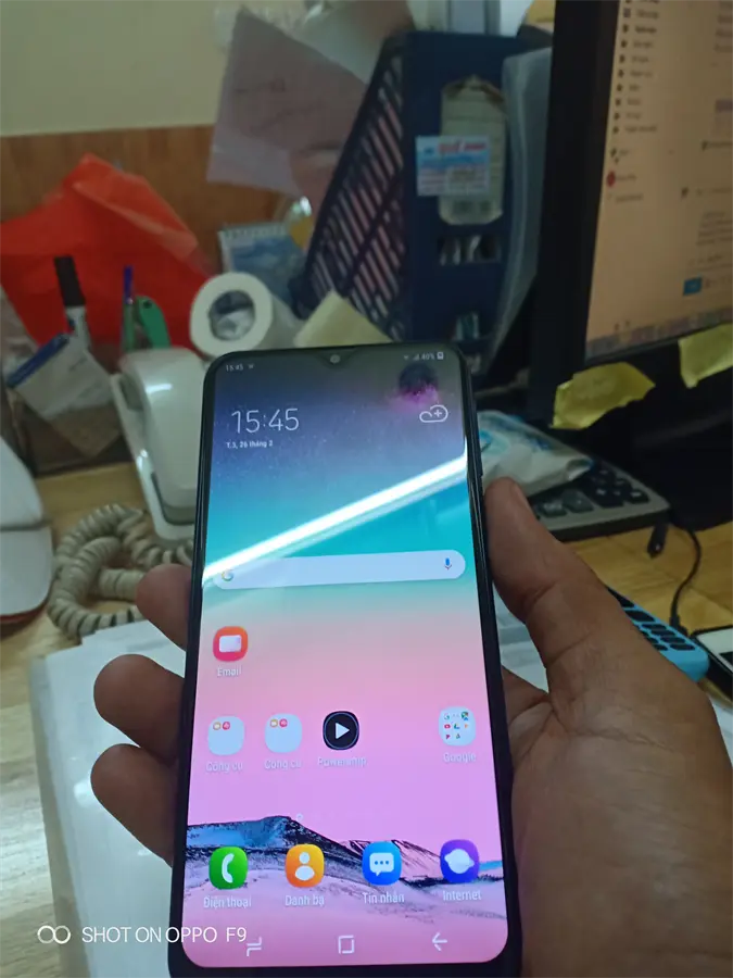 Khách hàng review Điện thoại Samsung Galaxy M20 9