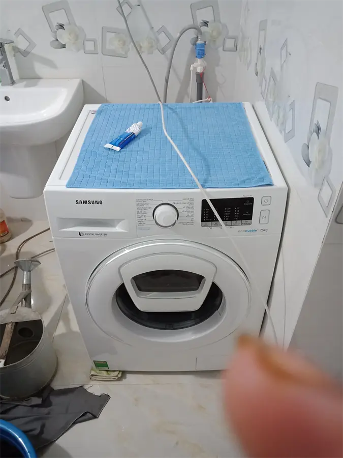 Khách hàng review Máy giặt Samsung AddWash Inverter 7.5 kg WW75K52E0WW/SV 2