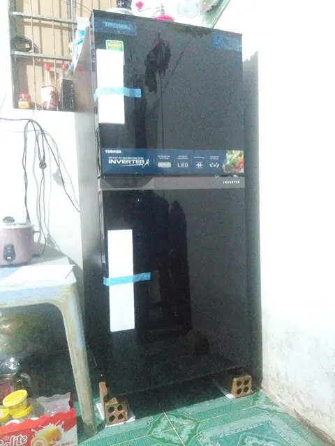 Khách hàng review Tủ lạnh Toshiba Inverter 171 lít GR-M21VUZ1 UKK 4