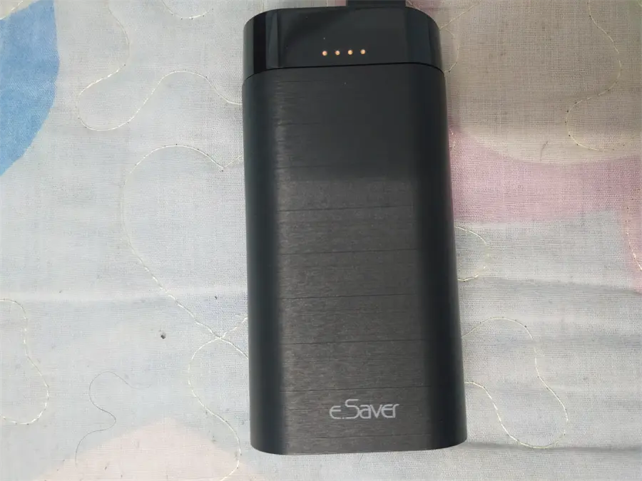 Khách hàng review Pin sạc dự phòng 5.000 mAh eSaver LA A32 Đen 2