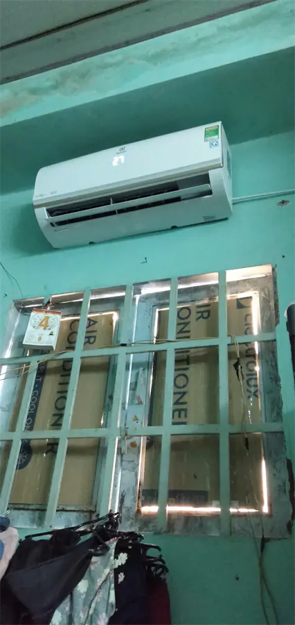 Khách hàng review Máy lạnh Electrolux Inverter 1 HP ESV09CRO-A1 1