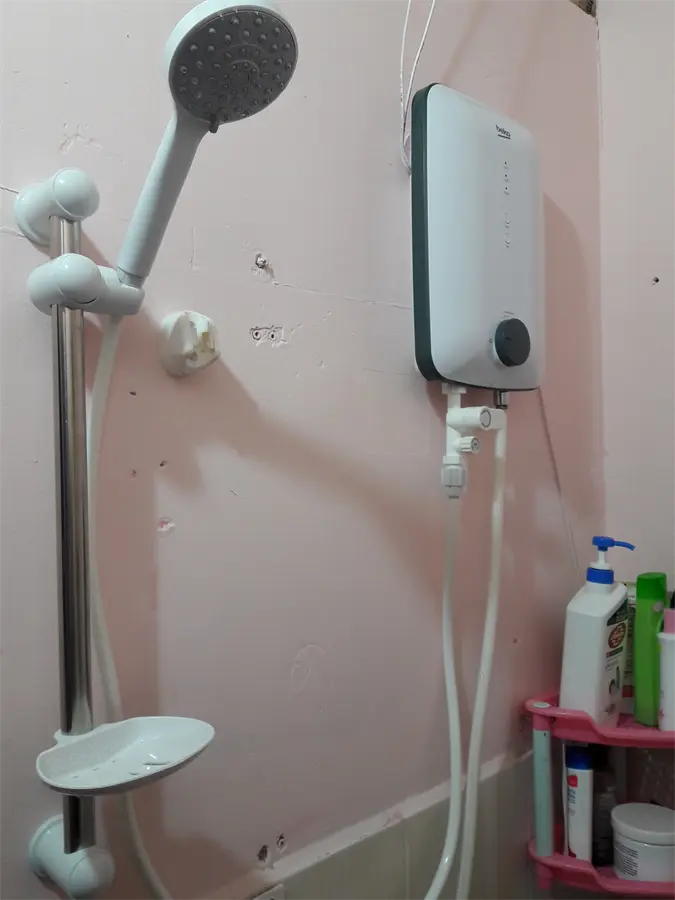 Khách hàng review Máy nước nóng trực tiếp Beko 4500W BWI45S1N-213 3
