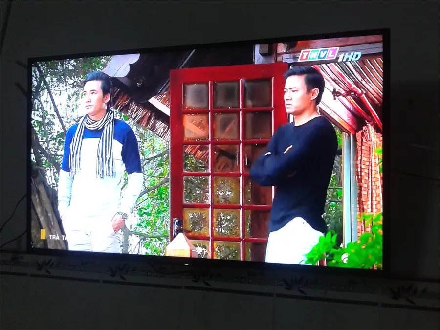 Khách hàng review Smart Tivi Sony 43 inch KDL-43W660F 2