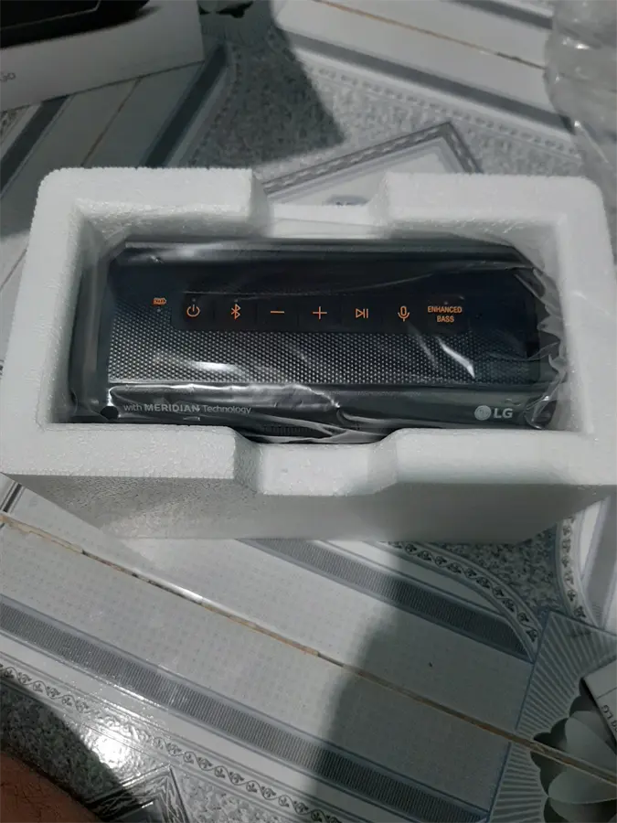 Khách hàng review Loa Bluetooth LG PK3 5