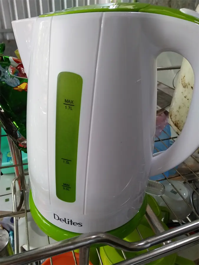 Khách hàng review Bình đun siêu tốc Delites 1.7 lít ST17P01WG Xanh lá 5