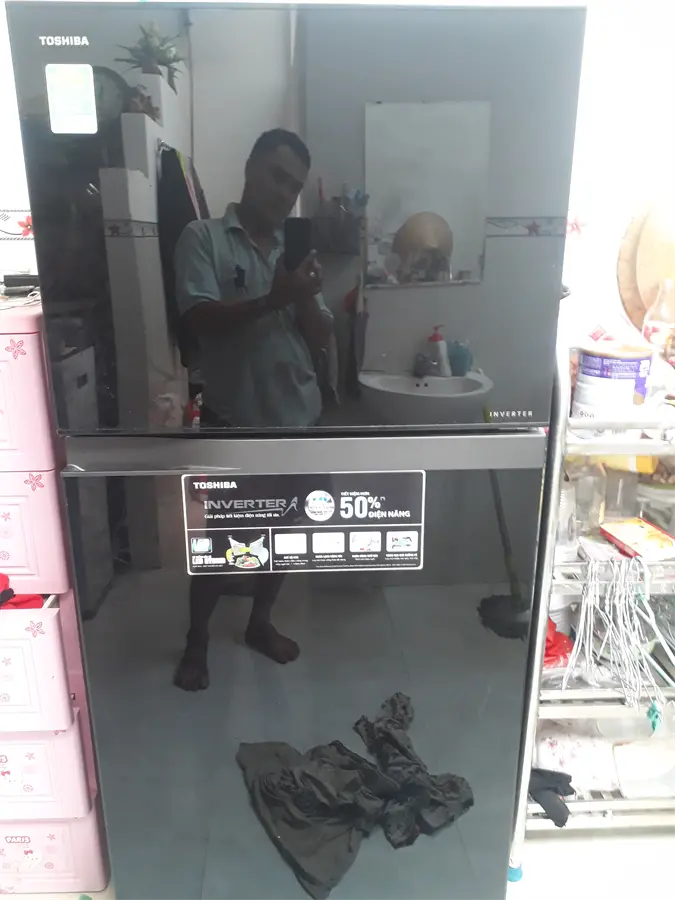 Khách hàng review Tủ lạnh Toshiba Inverter 359 lít GR-AG41VPDZ XK1 1