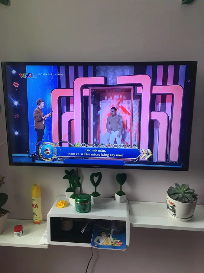 Khách hàng review Smart Tivi Samsung 40 inch UA40J5250D 54