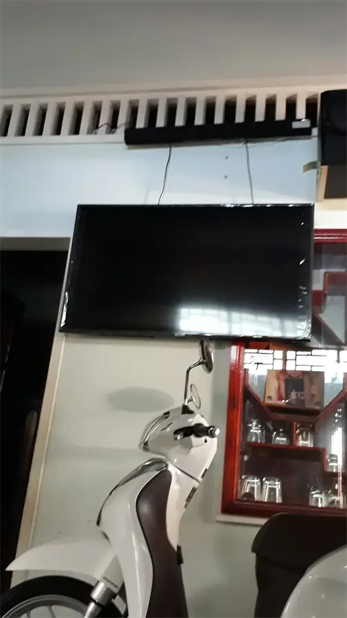 Khách hàng review Smart Tivi Samsung 4K 49 inch UA49NU7100 12