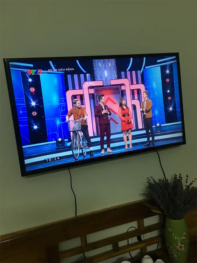 Khách hàng review Smart Tivi Samsung 40 inch UA40J5250D 51