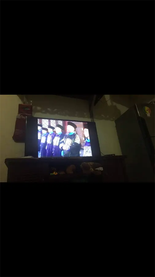 Khách hàng review Smart Tivi Samsung 40 inch UA40J5250D 49