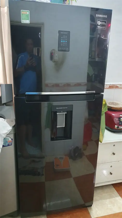 Khách hàng review Tủ lạnh Samsung Inverter 360 lít RT35K5982BS/SV 31