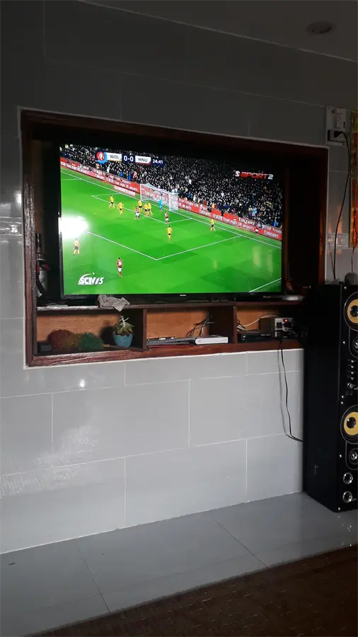 hách hàng review Smart Tivi Samsung 49 inch UA49J5250 6