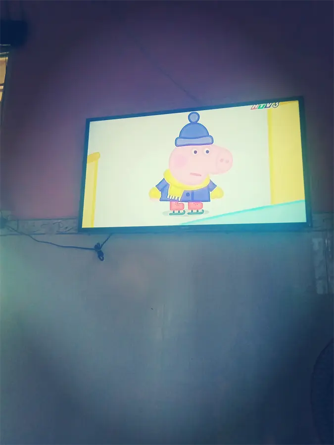 Khách hàng review Smart Tivi Samsung 40 inch UA40J5250D 45