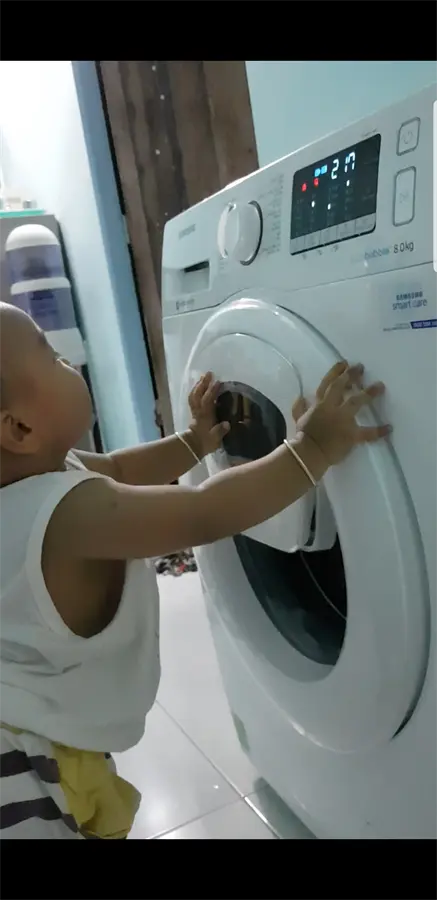 Khách hàng review Máy giặt Samsung AddWash Inverter 8 kg WW80K52E0WW/SV 29