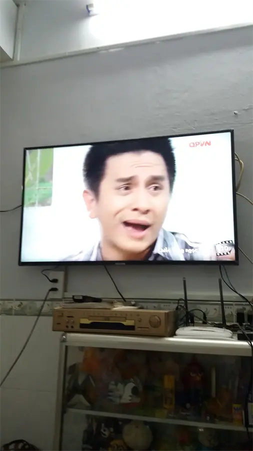 Khách hàng review Smart Tivi Samsung 4K 43 inch UA43NU7100 87