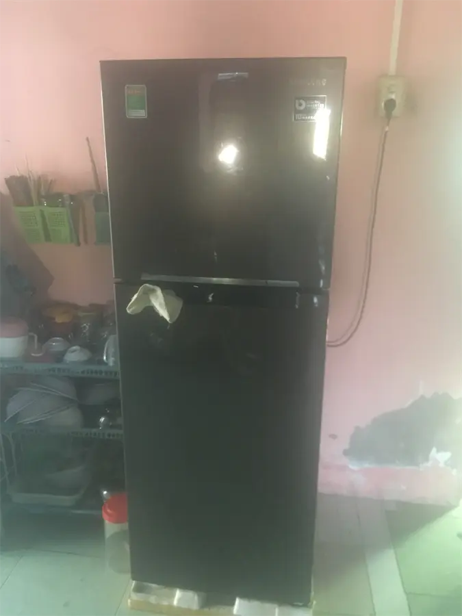 Khách hàng review Tủ lạnh Samsung Inverter 236 lít RT22M4032DX/SV 44