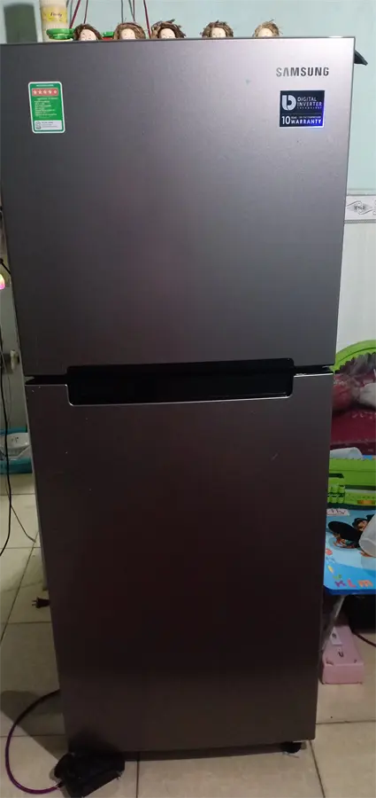 Khách hàng review Tủ lạnh Samsung Inverter 208 lít RT19M300BGS/SV 96