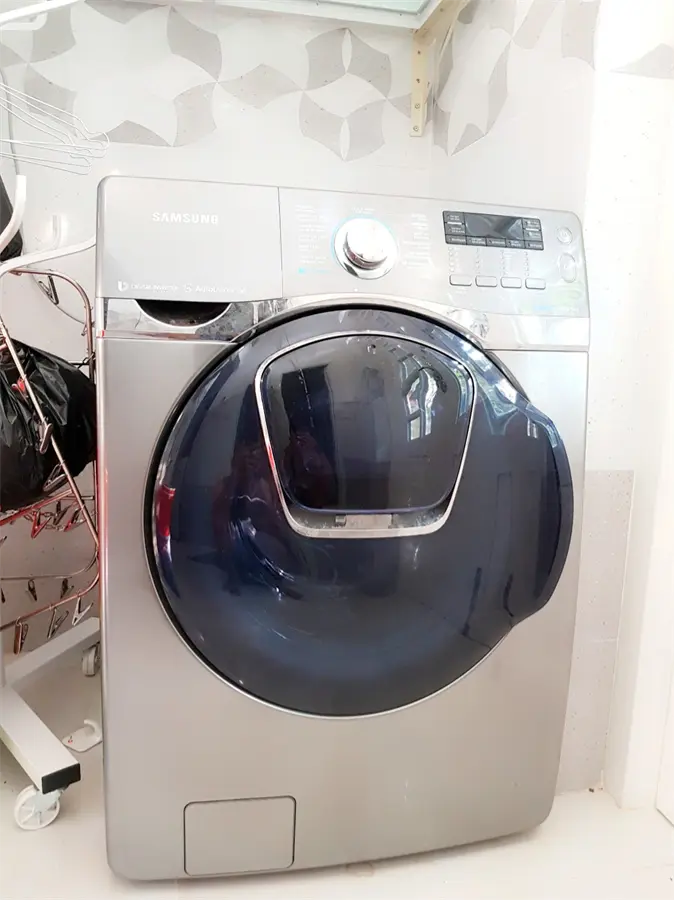 Khách hàng review Máy giặt Samsung Add Wash Inverter 17 kg WD17J7825KP/SV 1