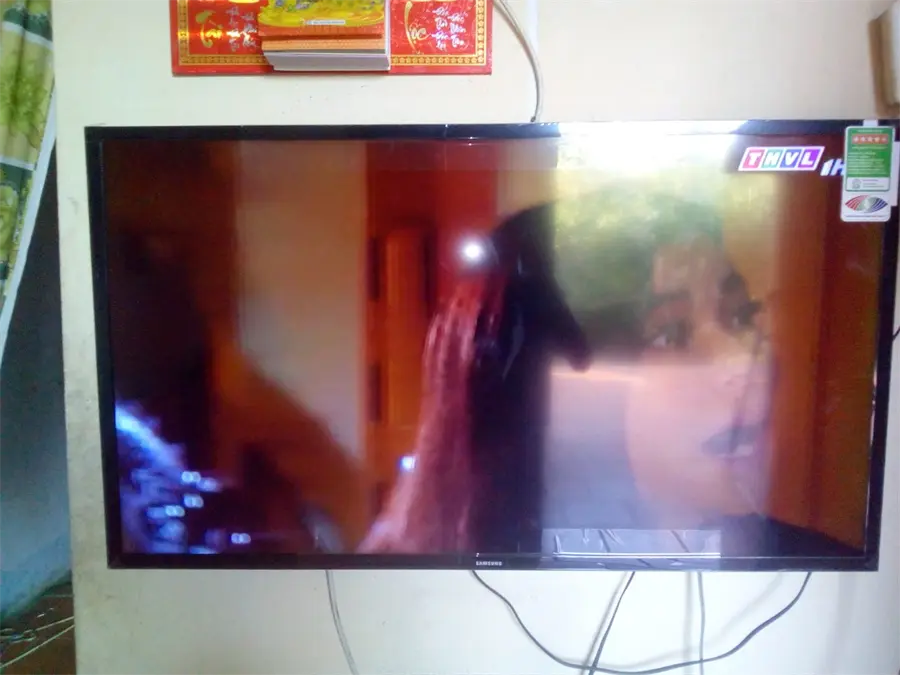 Khách hàng review Smart Tivi Samsung 40 inch UA40J5250D 43