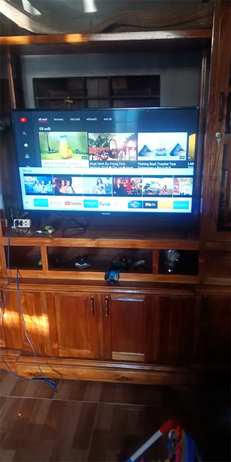 Khách hàng review Smart Tivi Samsung 4K 43 inch UA43NU7100 81