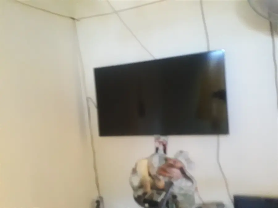 Khách hàng review Smart Tivi Samsung 4K 43 inch UA43NU7100 80