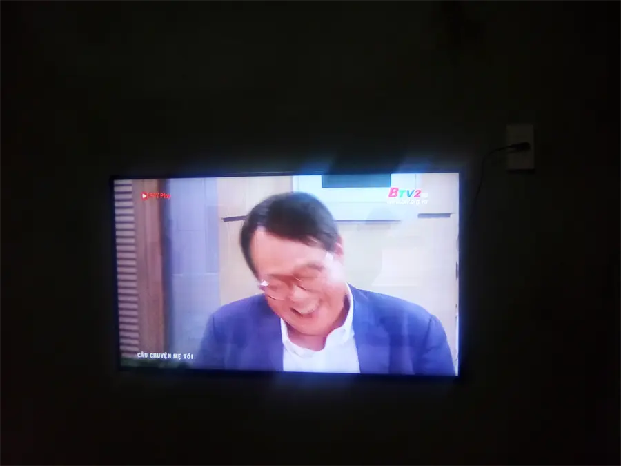 Khách hàng review Smart Tivi Samsung 4K 43 inch UA43NU7100 78