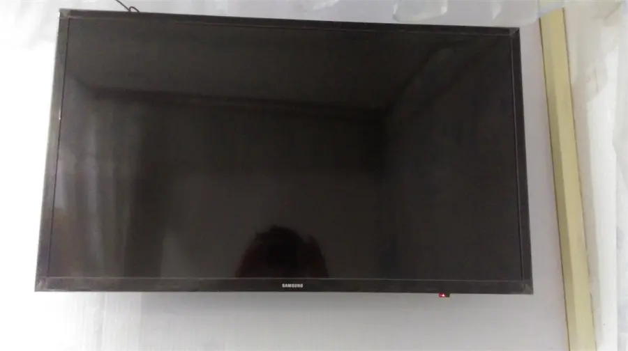 Khách hàng review Smart Tivi Samsung 32 inch UA32N4300 82