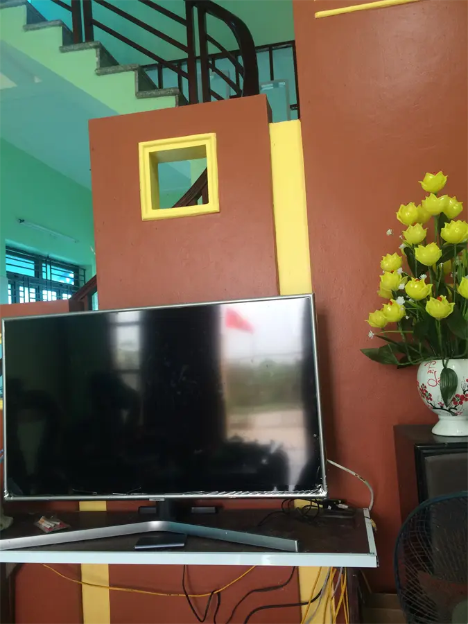 Khách hàng review Smart Tivi Samsung 4K 43 inch UA43NU7400 51