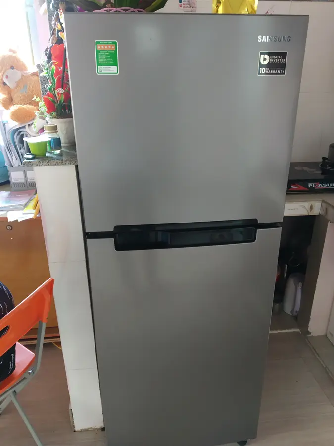 Khách hàng review Tủ lạnh Samsung Inverter 208 lít RT19M300BGS/SV 89
