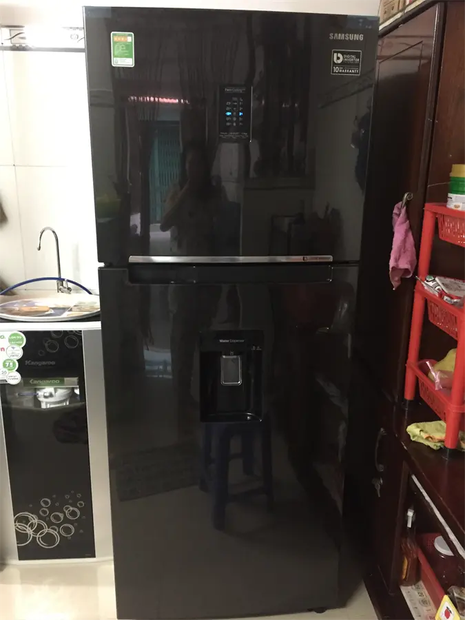 Khách hàng review Tủ lạnh Samsung Inverter 360 lít RT35K5982BS/SV 27