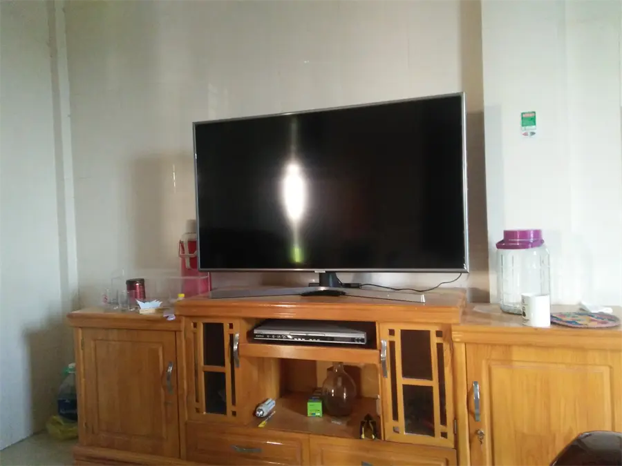 Khách hàng review Smart Tivi Samsung 4K 50 inch UA50NU7400 31