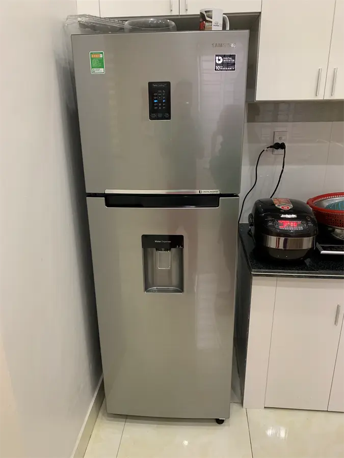 Khách hàng review Tủ lạnh Samsung Inverter 319 lít RT32K5932S8/SV 7