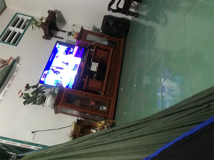 Khách hàng review Smart Tivi Samsung 4K 55 inch UA55NU7100 24
