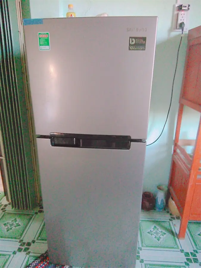 Khách hàng review Tủ lạnh Samsung Inverter 208 lít RT19M300BGS/SV 86