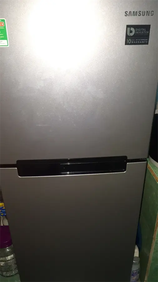Khách hàng review Tủ lạnh Samsung Inverter 208 lít RT19M300BGS/SV 82