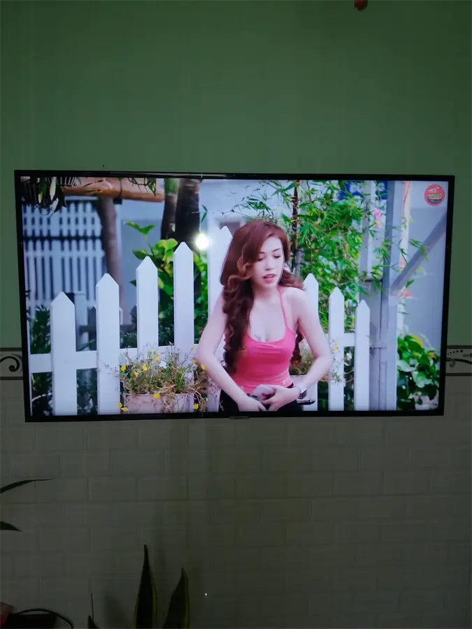 Khách hàng review Smart Tivi Samsung 4K 43 inch UA43NU7090 30