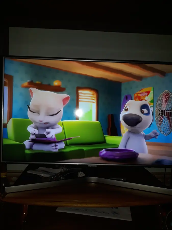 Khách hàng review Smart Tivi Samsung 4K 43 inch UA43NU7400 46