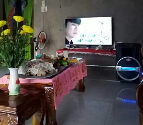 Khách hàng review Smart Tivi Samsung 4K 50 inch UA50NU7400 22